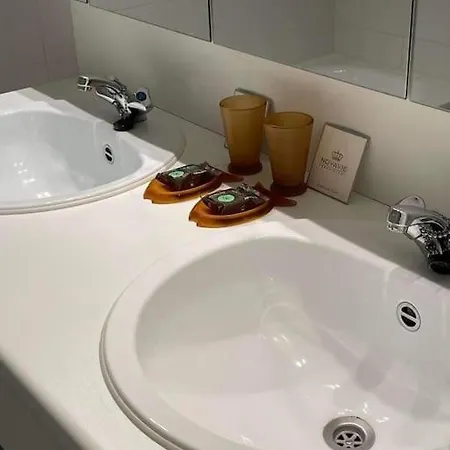 Mooi Met Zijdelings Zeezicht, Op 100 Meter Apartment Knokke-Heist